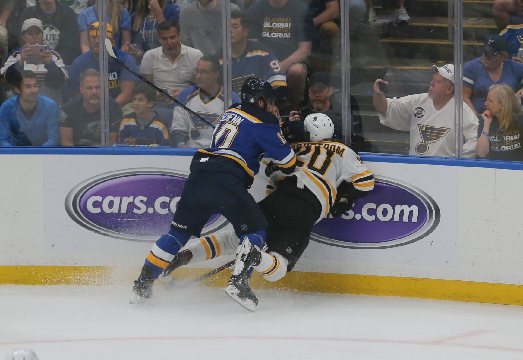 Blues fight for the cup in Game 6 of the Stanley Cup Finals